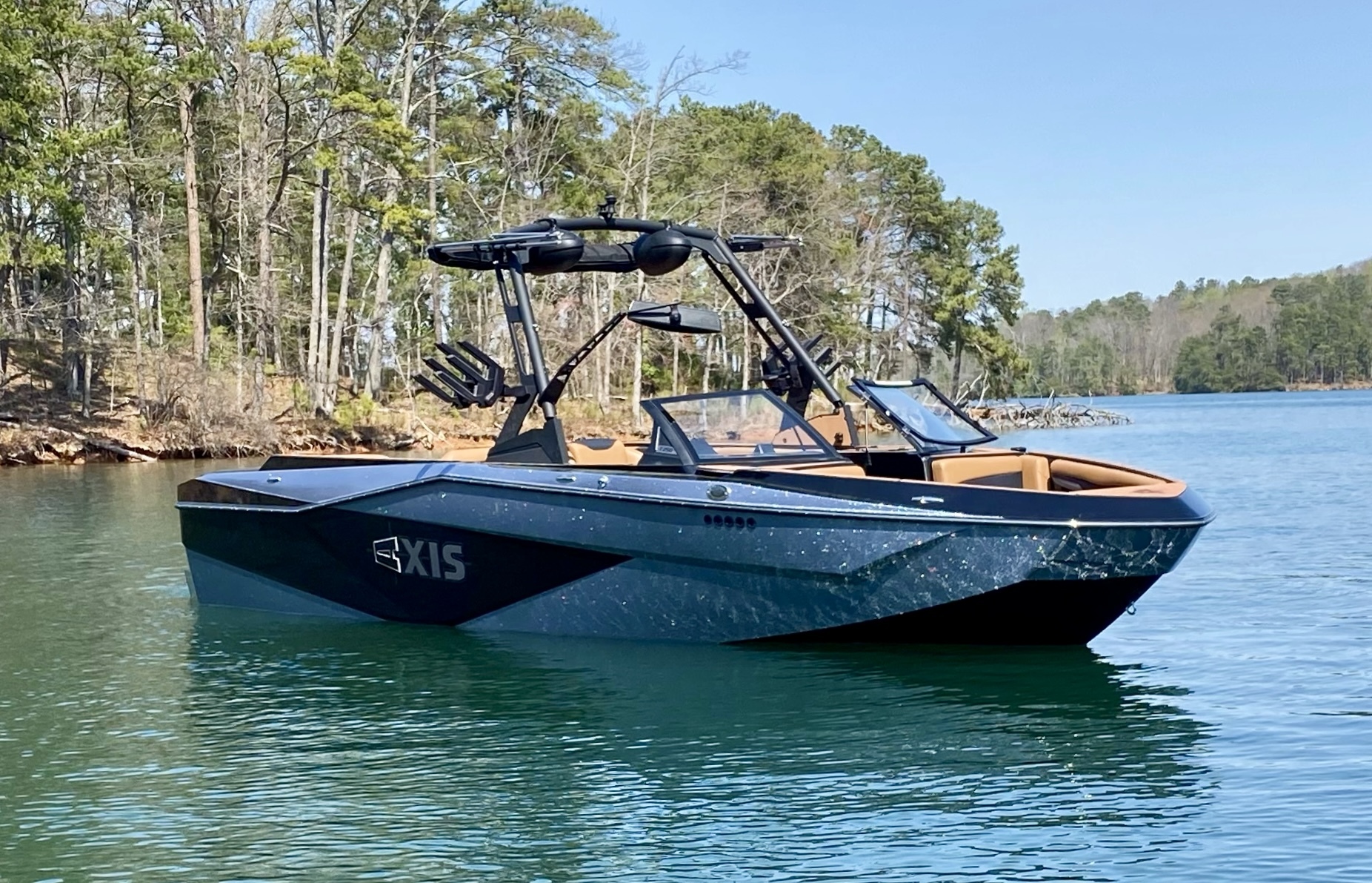 Axis T250 Surf Boat
