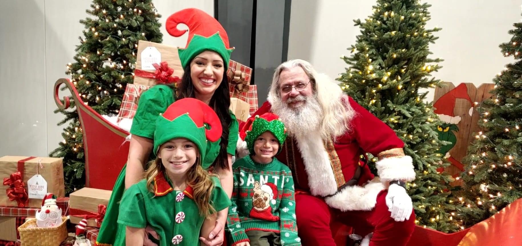 Pictures with Santa!