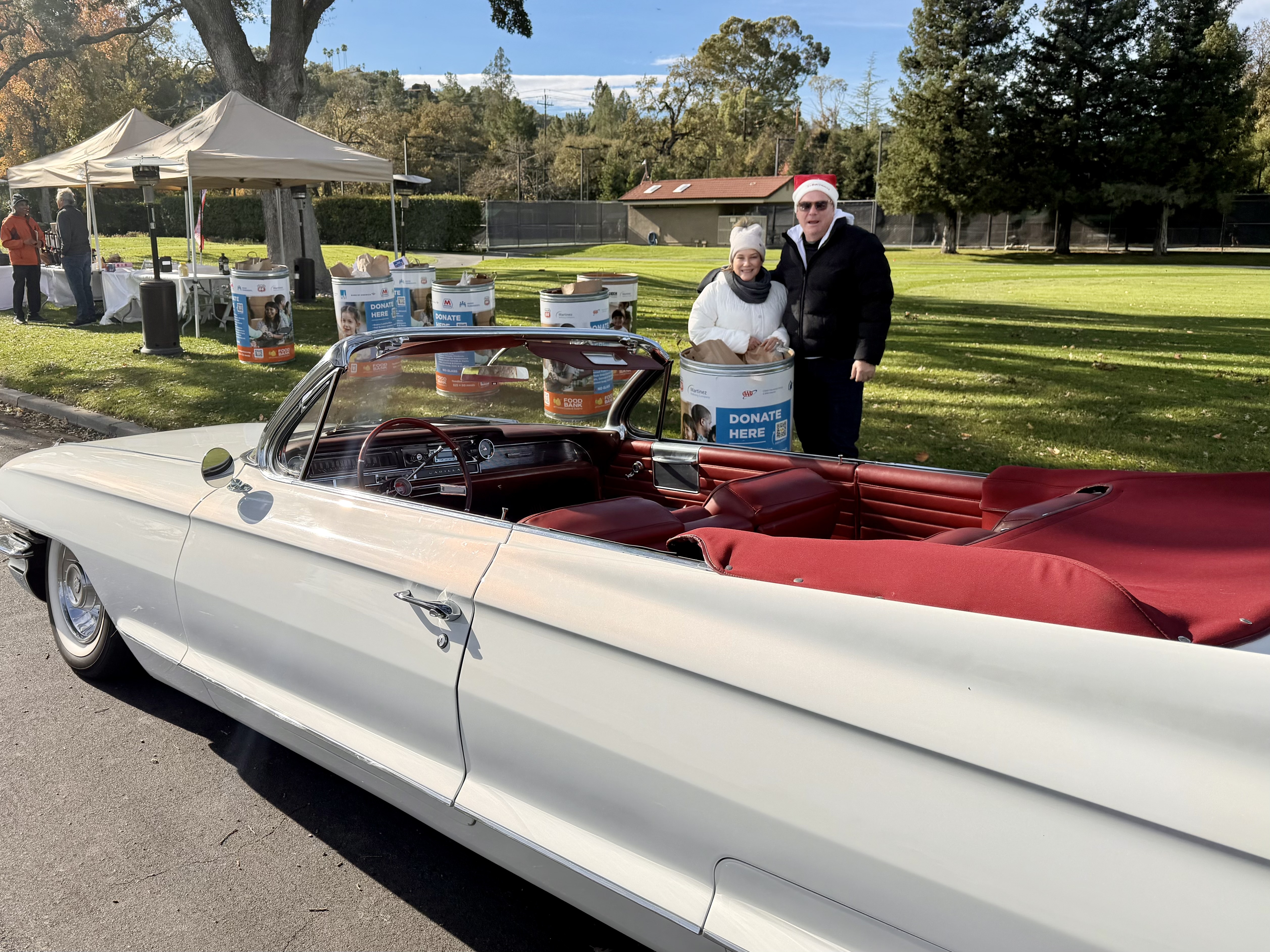 Patrick and Gemma Scalise who head up the Round Hill Food drive every year.  The food drive is always the first Wed of Dec and located on Hole 2 of Round Hill Country Club.