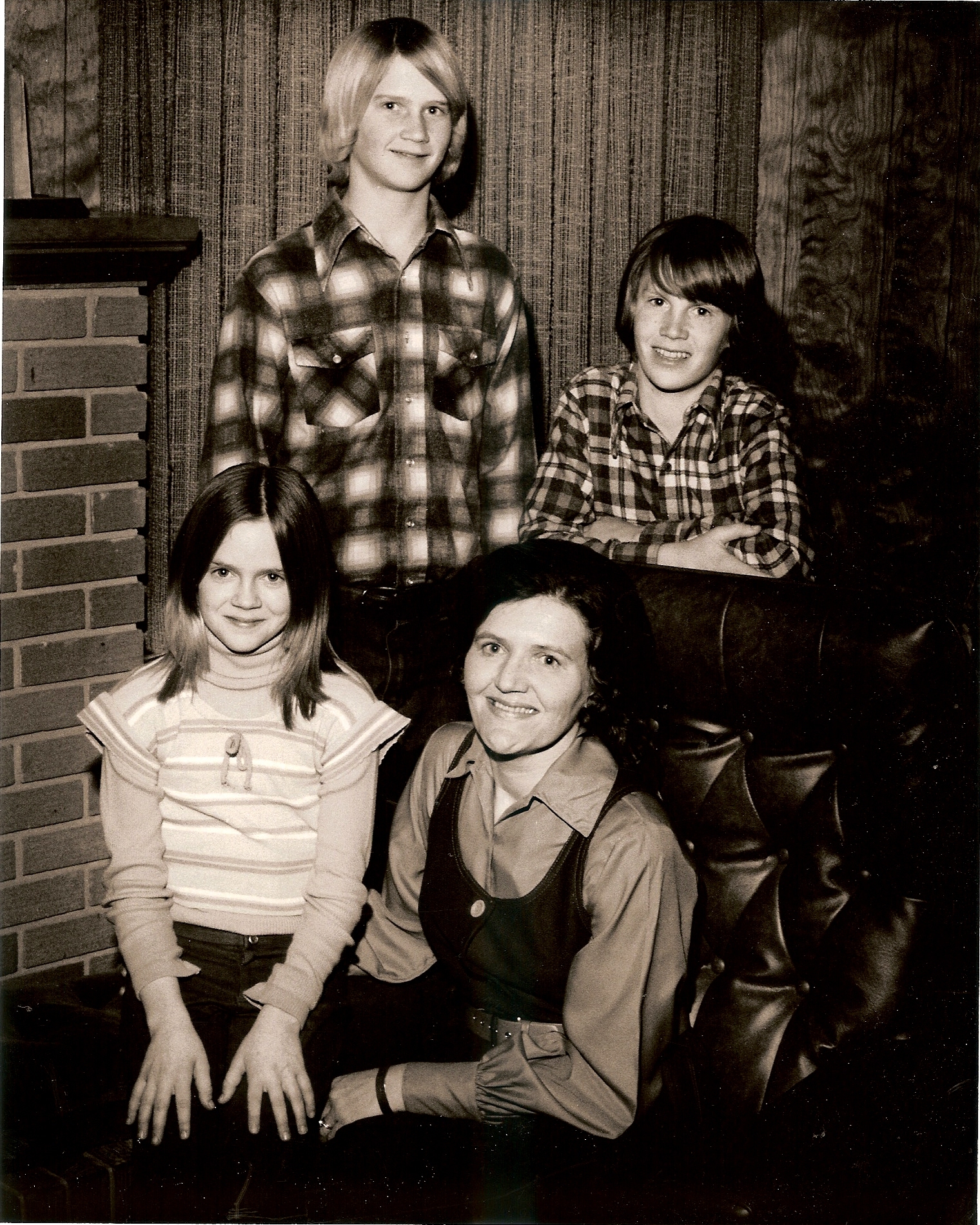 Dorothy and the McDaniel Children (B) Michael & David, (F) Leslie & Dorothy