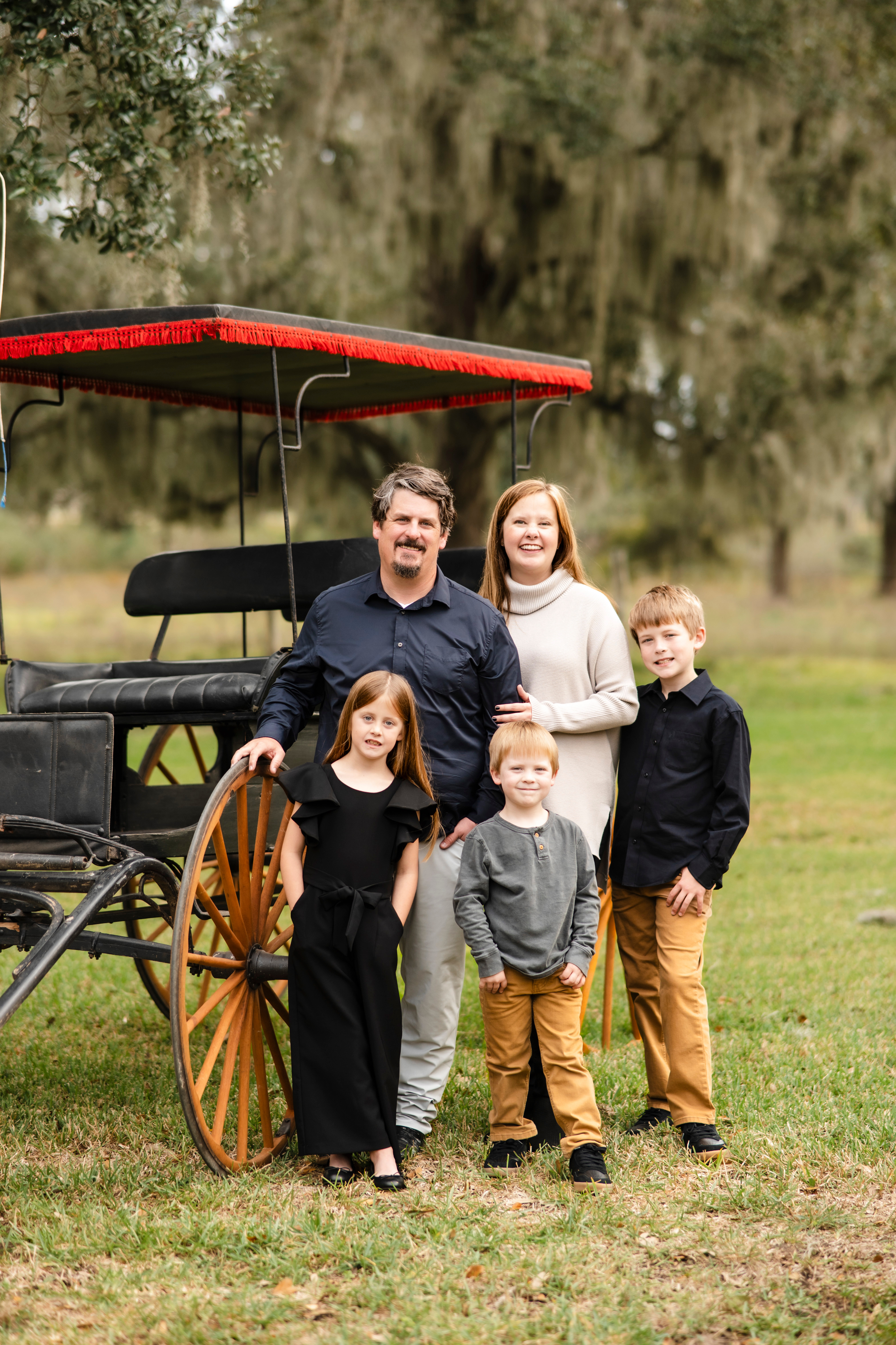 Barrow Family - Jonathan and Caitlyn Barrow with their children: Braden, Addison, and Mason.
