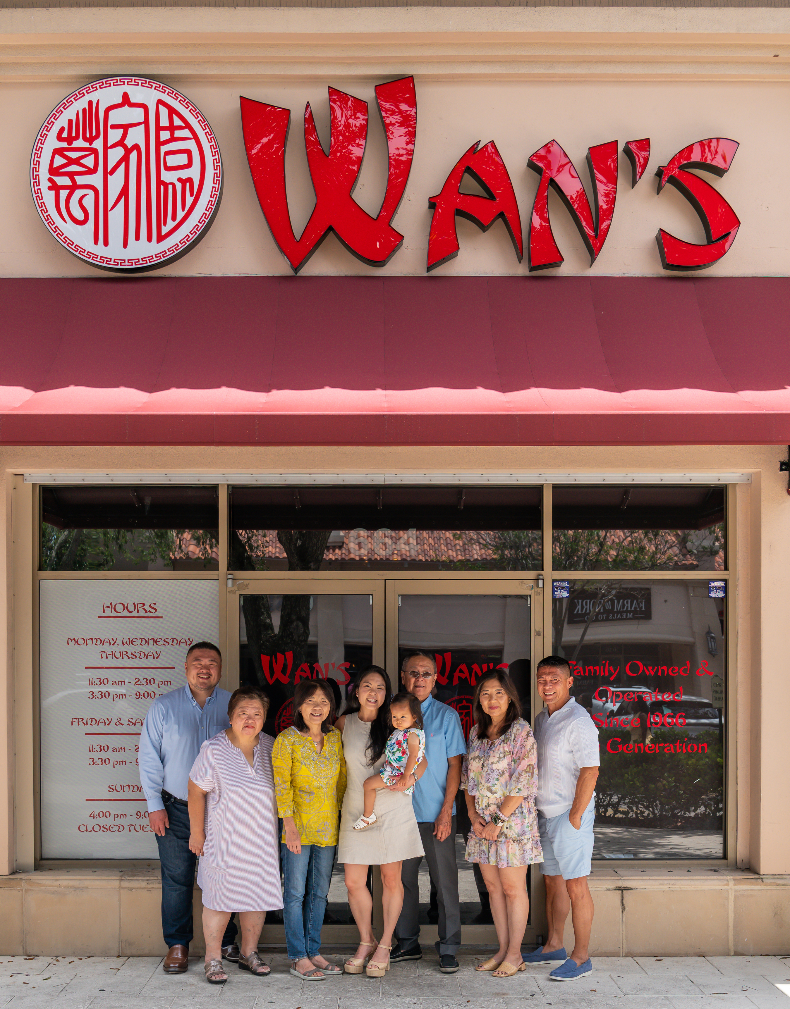 Alex Kuk, Annie Wan, Christina (Wan) Huynh, Courtney Van Leeuwaarde, Anora, Jason Huynh, Elizabeth Lender and Ed Wan