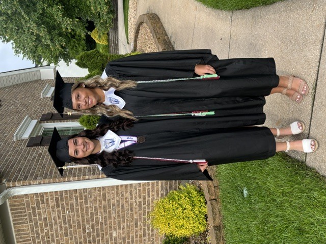 Genevieve & Kaitlyn Newell (Highlands), daughters of Greg & Amy, graduated from LHS. Genevieve plans to attend Drury University & Kaitlyn plans to attend University of Arkansas.